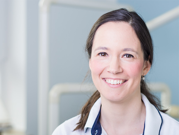 Zahnarztpraxis für Implantologie Krefeld - Dr. Elena Konstanze Walter